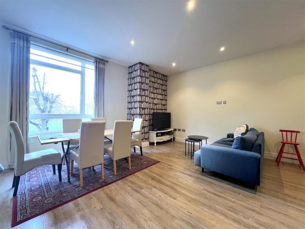 Additional image 8 of Clarendon Avenue, Leamington Spa