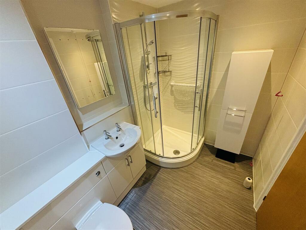 Additional image 9 of Binswood Avenue, Leamington Spa