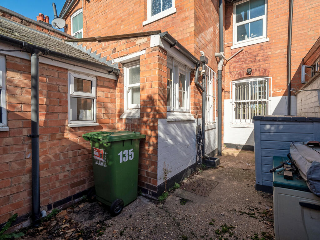 Additional image 19 of Heathcote Road, Whitnash, Warwickshire CV31 2LX