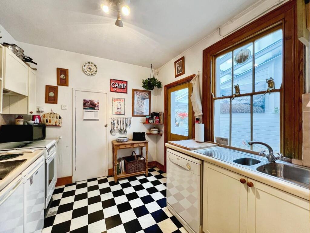 Additional image 4 of Sandgate