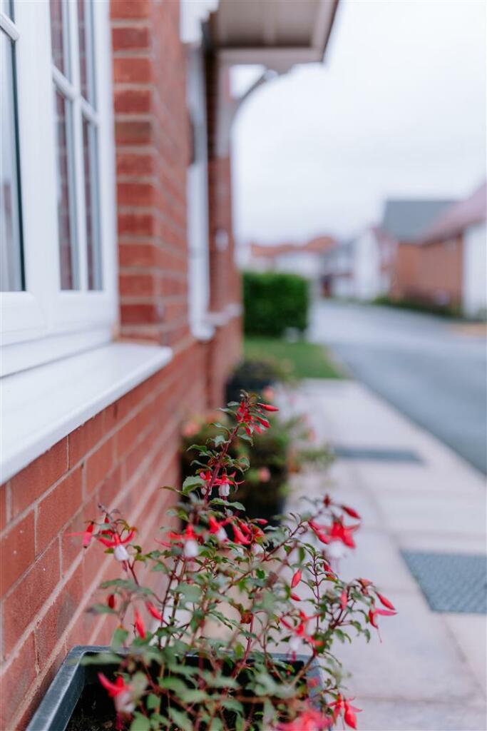 Additional image 30 of Immaculate detached Redrow property on prized cul-de-sac