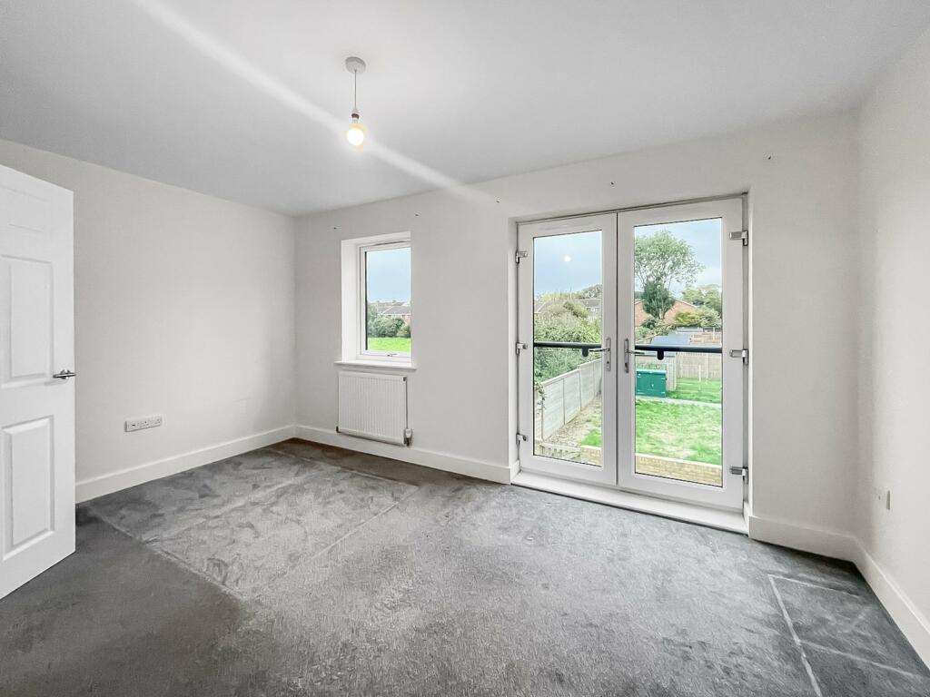 Additional image 7 of West Court Lane, Gravesend, DA12