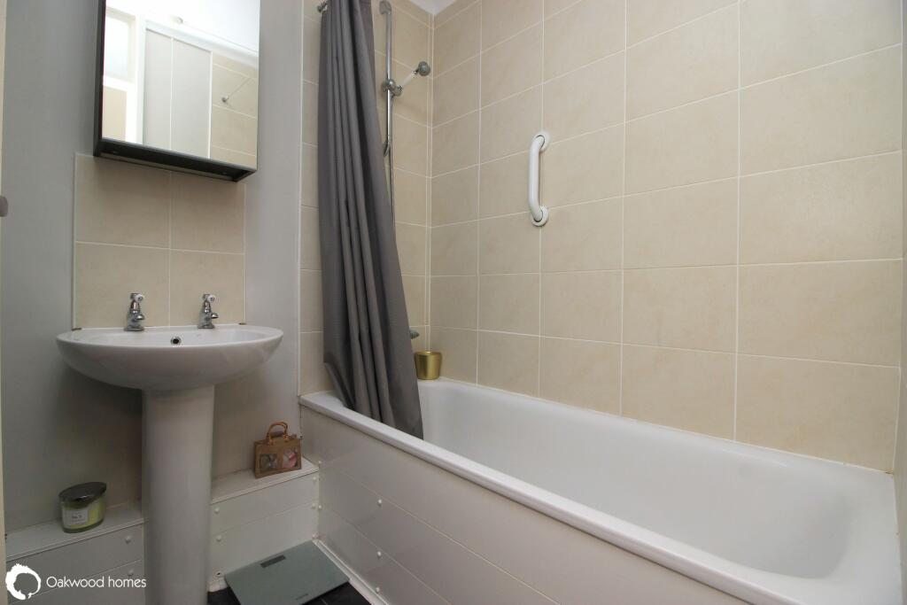 Additional image 6 of Minnis Bay