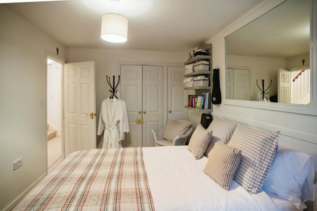 Additional image 19 of Warwick Road, Warwick, CV35