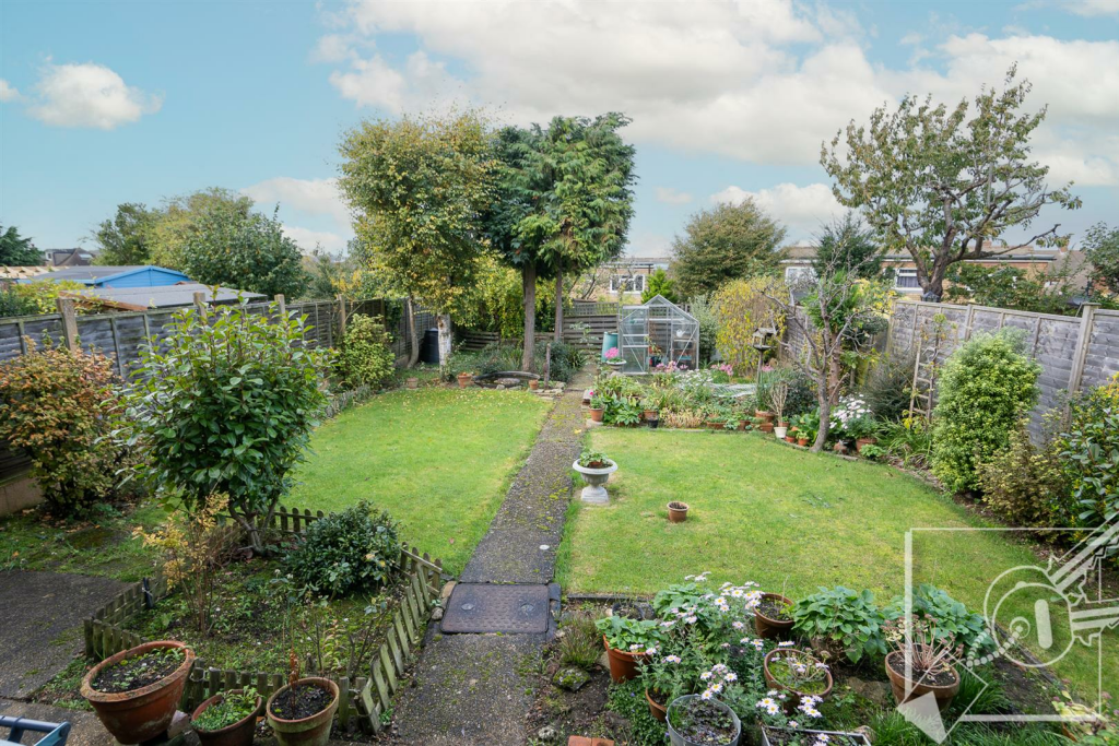 Additional image 15 of Dorset Crescent, Gravesend