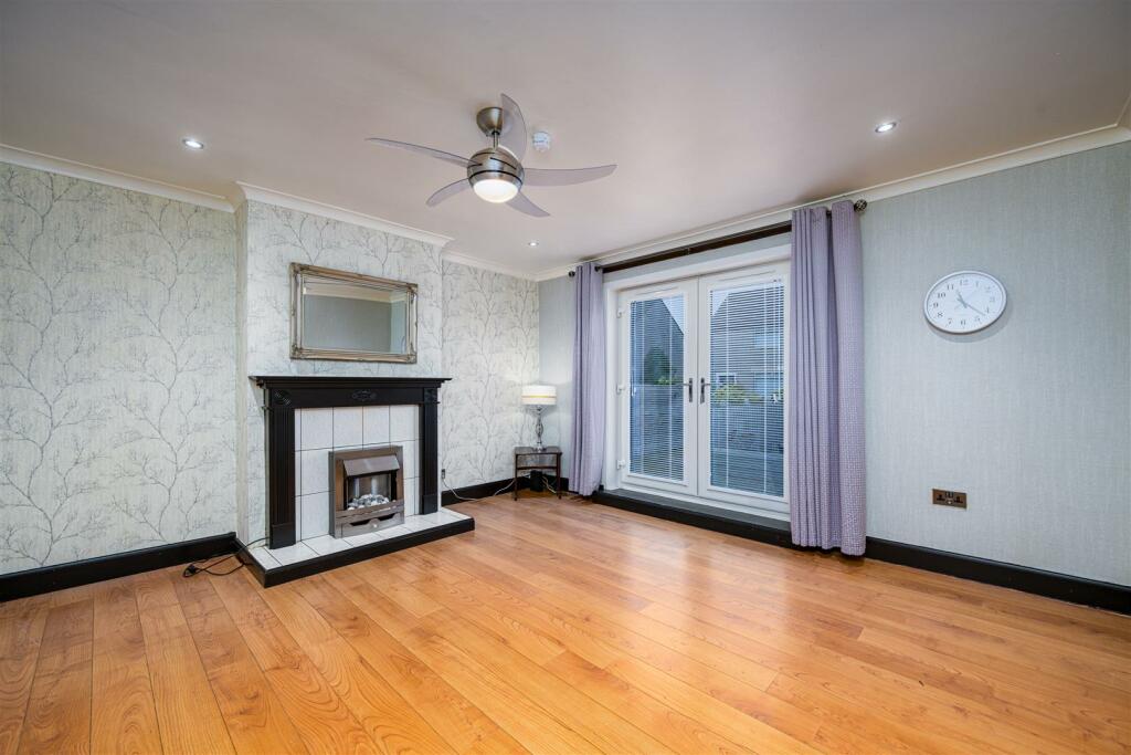 Additional image 20 of Ballantrae Gardens, Dundee