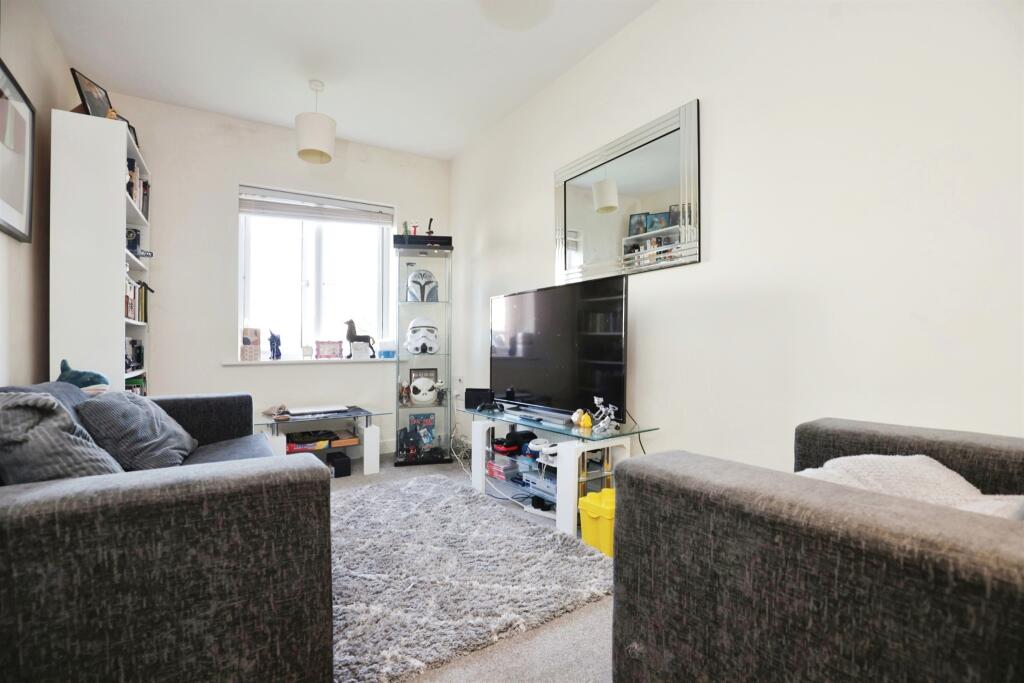 Additional image 3 of Mallard Close, Southam