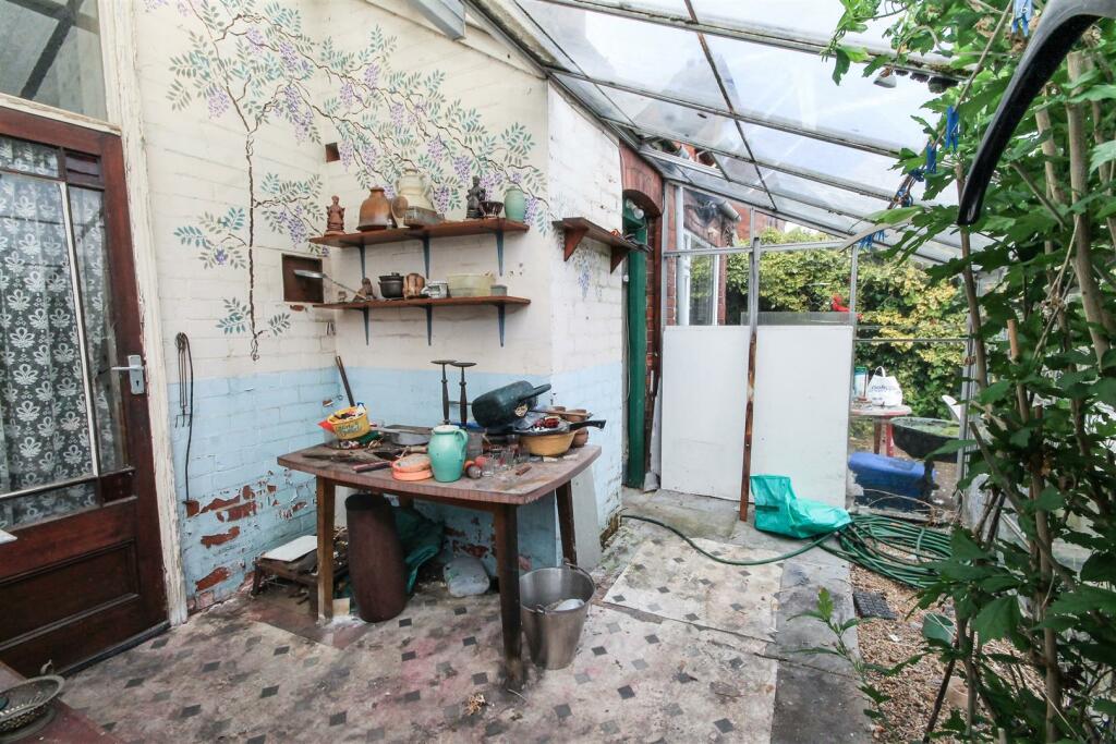 Additional image 20 of Park Avenue, Ilkeston Derbyshire