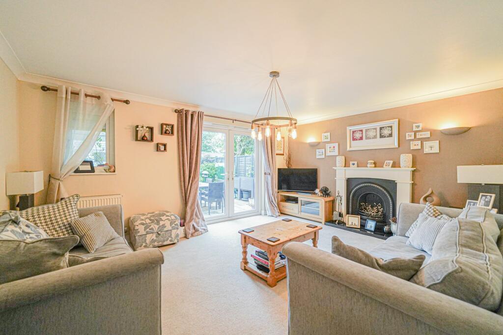 Additional image 2 of Hawthorn Drive, Balsall Common, CV7