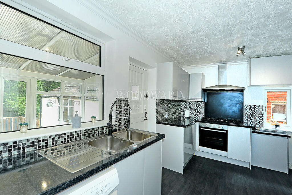 Additional image 17 of Lake Avenue, Loscoe