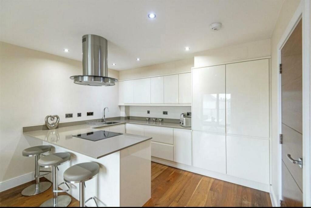 Additional image 3 of Bellegrove Road, Welling