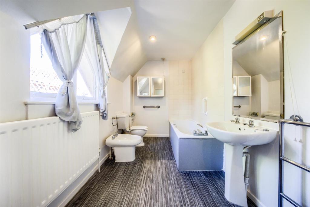 Additional image 24 of Warwick Road, Stratford-Upon-Avon