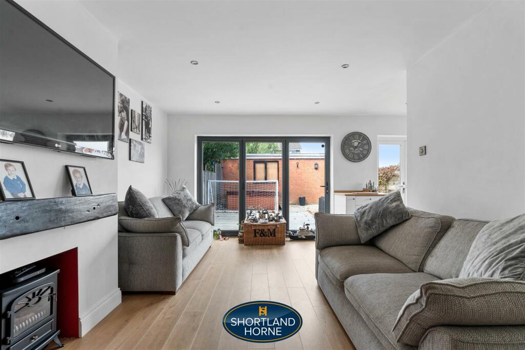 Additional image 4 of Peveril Drive, Styvechale Grange, Coventry