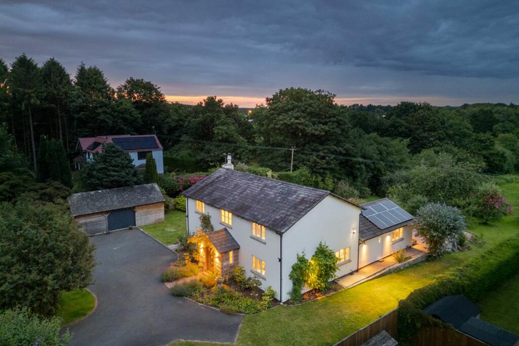 Additional image 15 of Extended Oakmere home with a large plot.