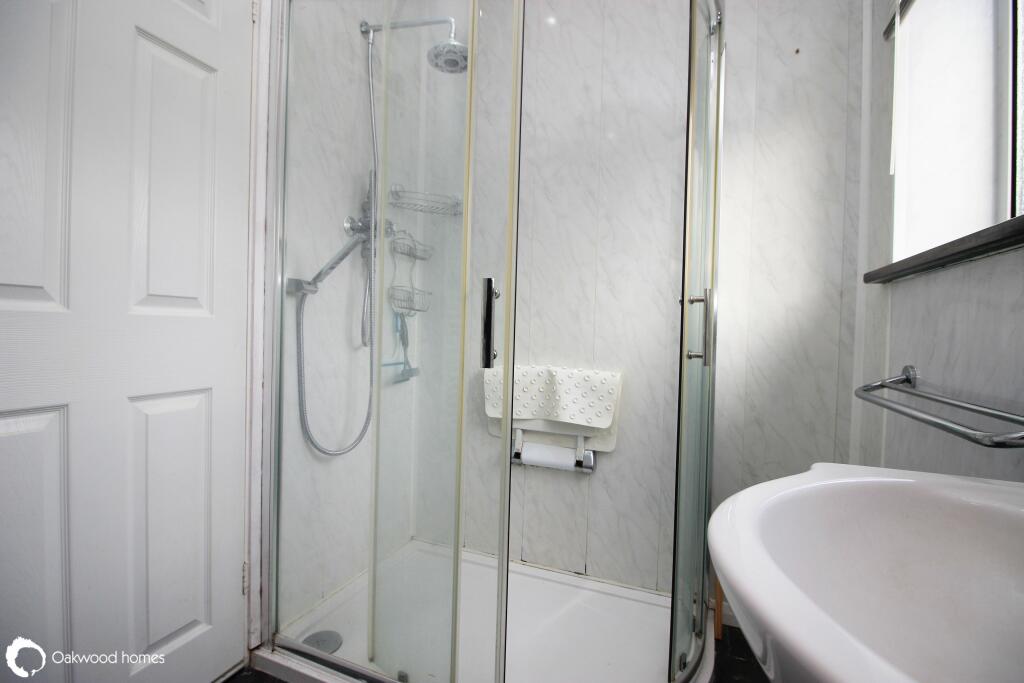 Additional image 5 of Golden Close