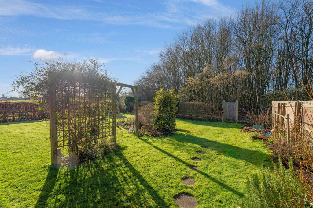 Additional image 35 of The Malins, Warwick, Warwickshire CV34 6QU