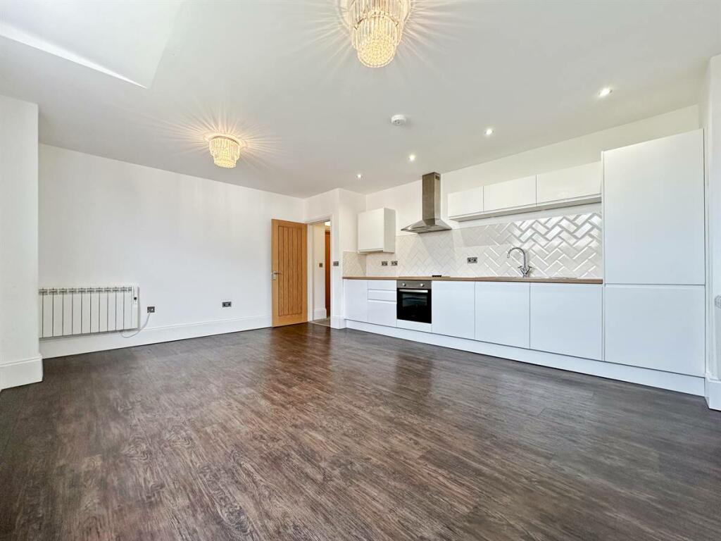 Additional image 18 of High Street, Margate