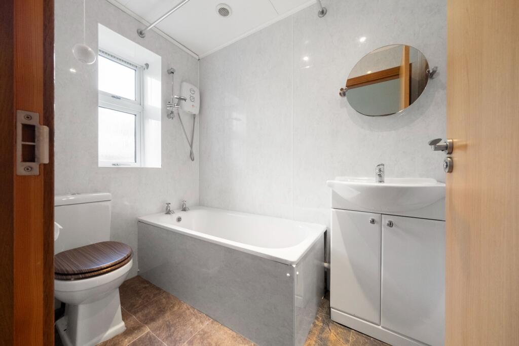 Additional image 10 of 11 Waverley Terrace, Dundee. DD4 6LH