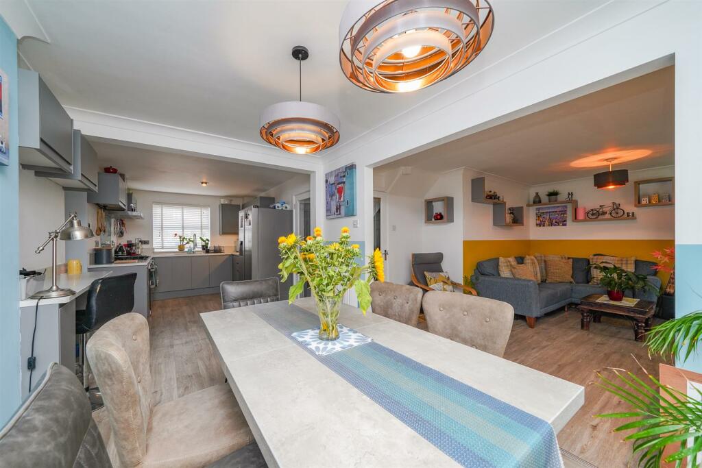 Additional image 5 of Erica Drive, Whitnash, Leamington Spa