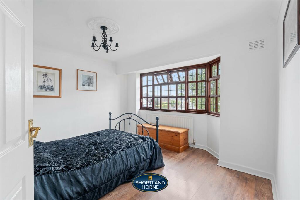 Additional image 10 of Findon Close, Bulkington, Bedworth