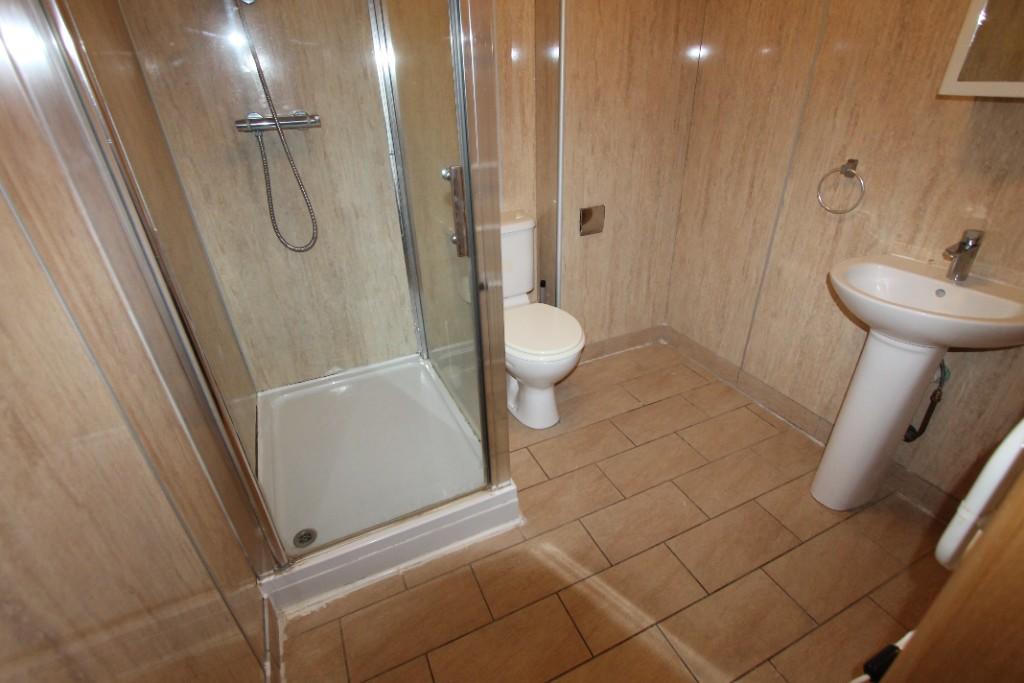 Additional image 7 of Flat 1, 118-120 Warwick Street, Leamington Spa, Warwickshire, CV32