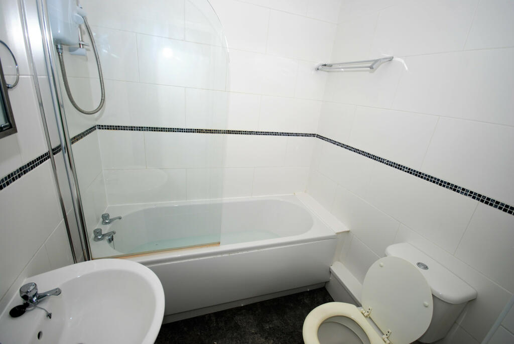 Additional image 9 of Station House, Old Warwick Road, Leamington Spa, Warwickshire, CV31