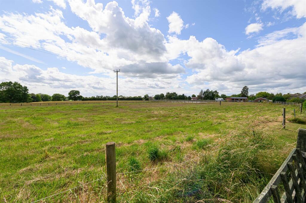 Additional image 36 of Kingfishers Rest, Longhill Lane, Hankelow, Cheshire