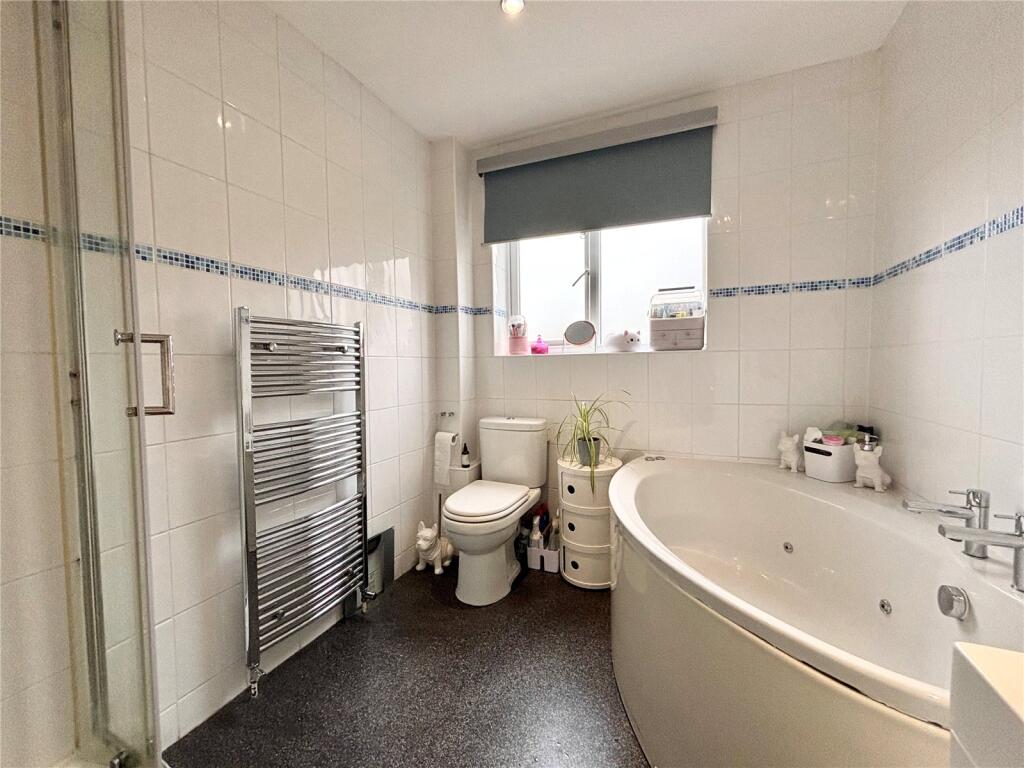 Additional image 8 of Brese Avenue, Warwick, Warwickshire, CV34