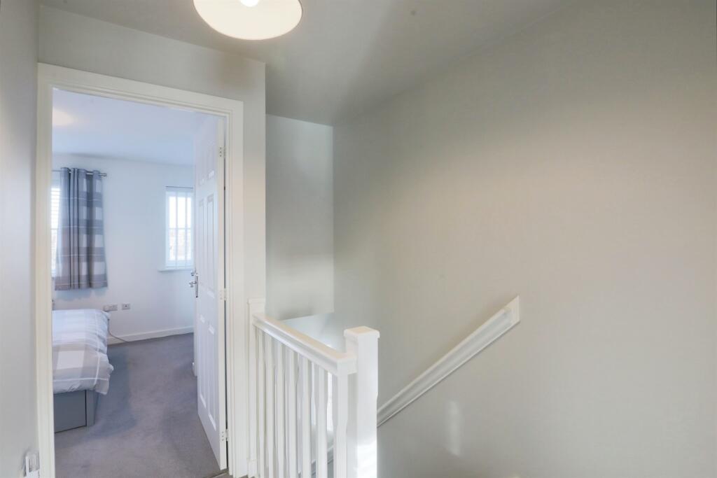 Additional image 7 of Barclay Close, Wellesbourne, Warwick