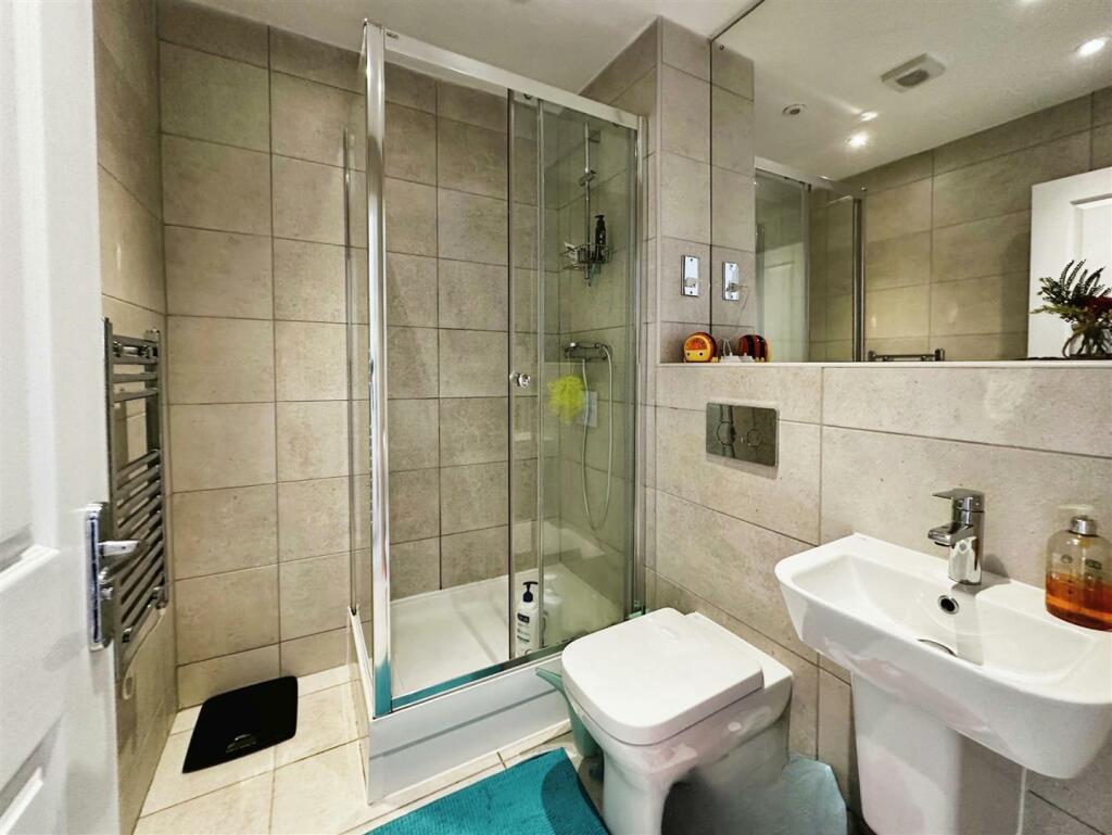 Additional image 10 of Andrews Close, Warwick