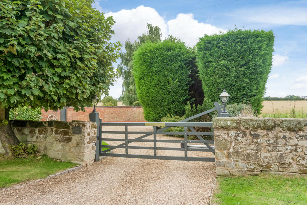 Additional image 32 of Leicester Lane, Leamington Spa, Warwickshire CV32 6QY