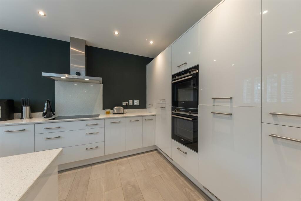 Additional image 18 of Stirling Close, Hartford, Cheshire