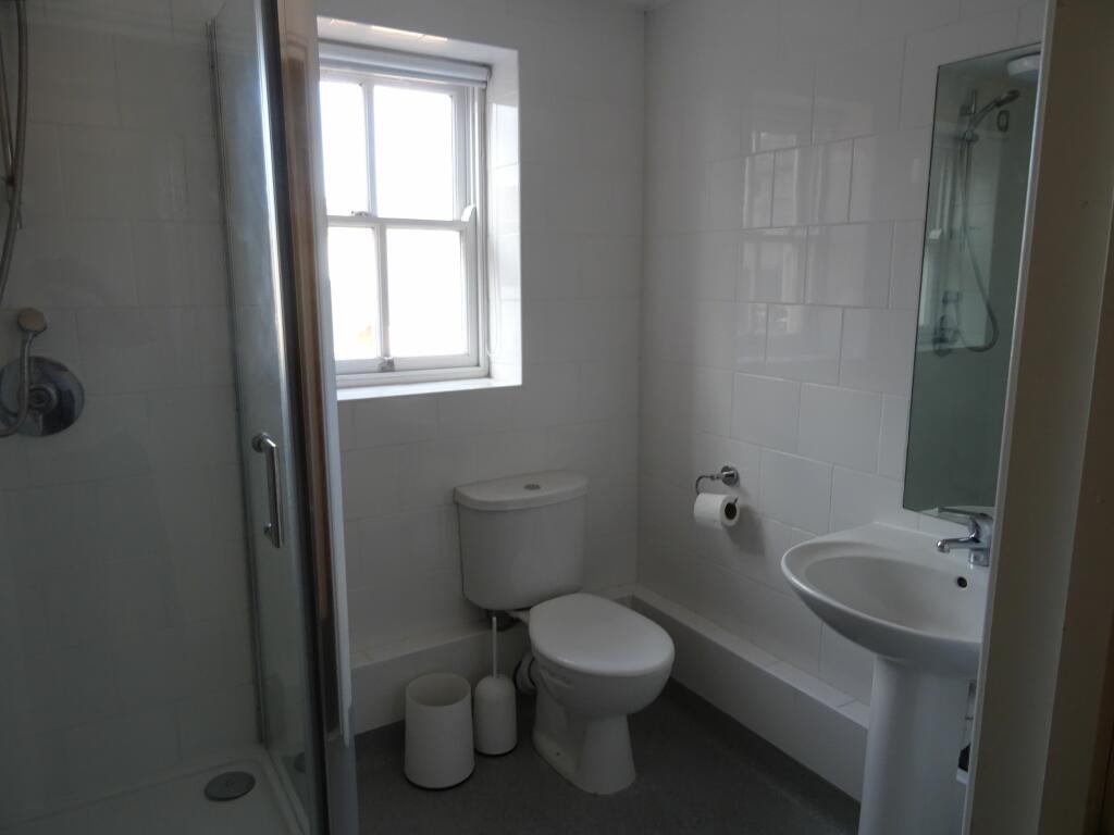 Additional image 12 of Flat 2, 131-135 Regent Street, Leamington Spa
