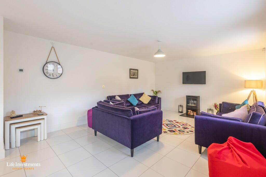 Additional image 31 of Coombe Road, Rugby, Warwickshire, CV23