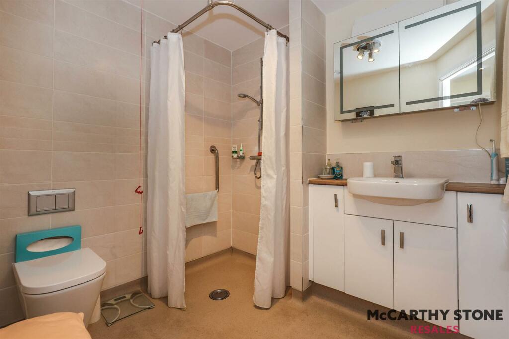 Additional image 16 of Harvard Place, Stratford-Upon-Avon, Warwickshire CV37 8GA