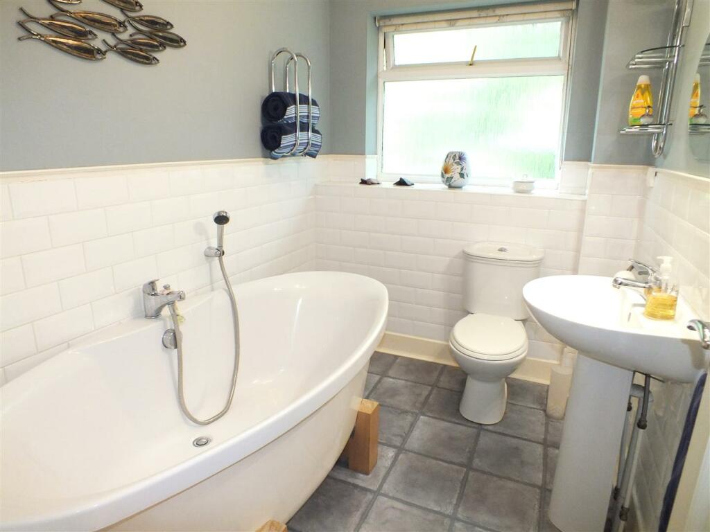 Additional image 28 of Cornwallis Avenue, Folkestone