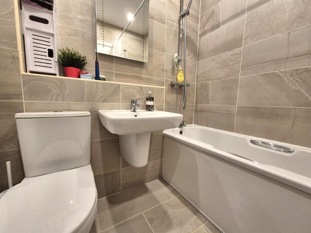 Additional image 8 of Warwick Road, Kenilworth