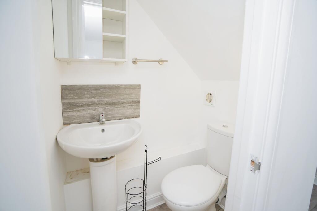 Additional image 6 of Drummond Close, Erith, DA8