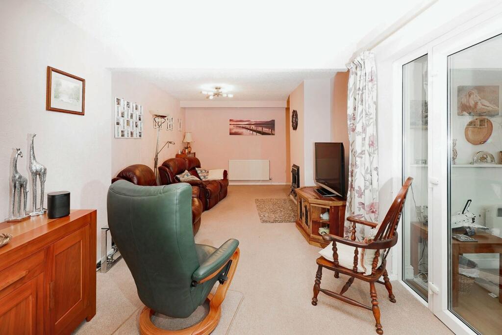 Additional image 4 of Woodview Road, Atherstone, CV9