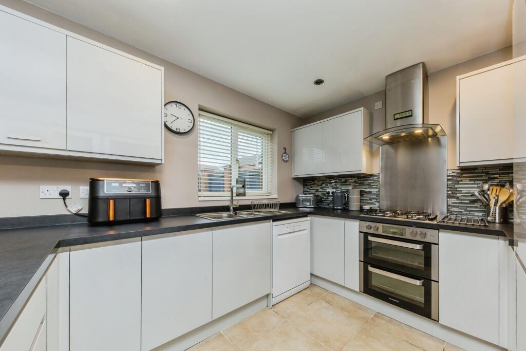 Additional image 2 of Barnato Close, Crewe, CW1