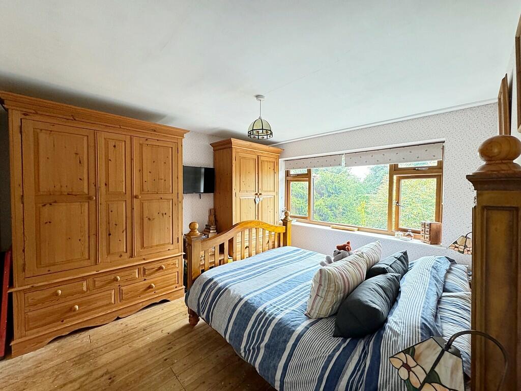 Additional image 20 of Leek Wootton