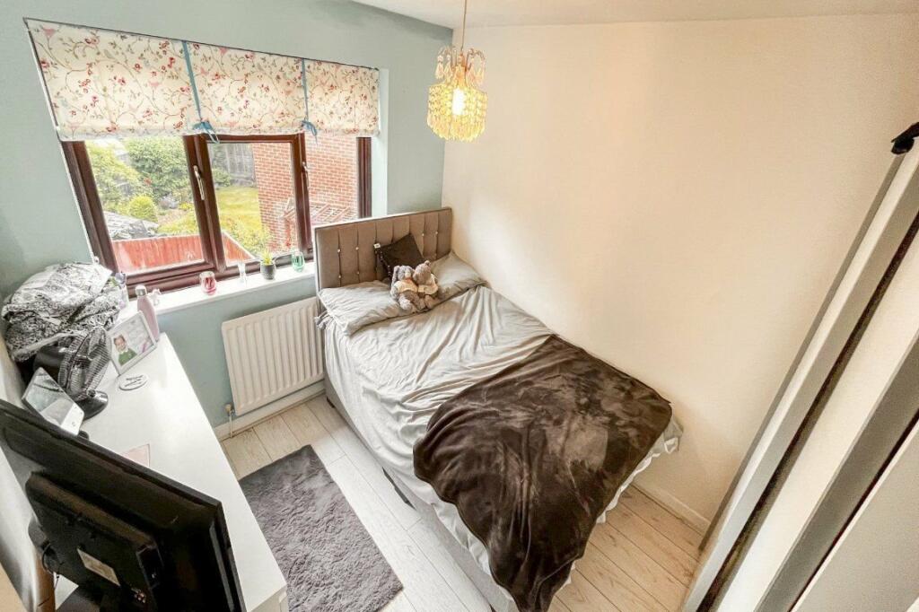 Additional image 16 of Cul-De-Sac Location! The Paddocks, Bulkington, Bedworth, CV12 9SR