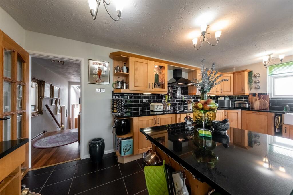 Additional image 14 of Torr Rise, Tarporley