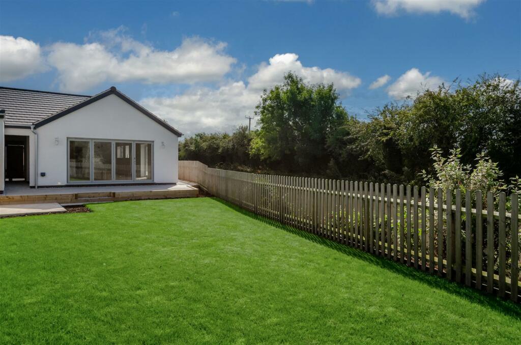 Additional image 27 of The Dairy, Mill House Court, Stoke Golding.