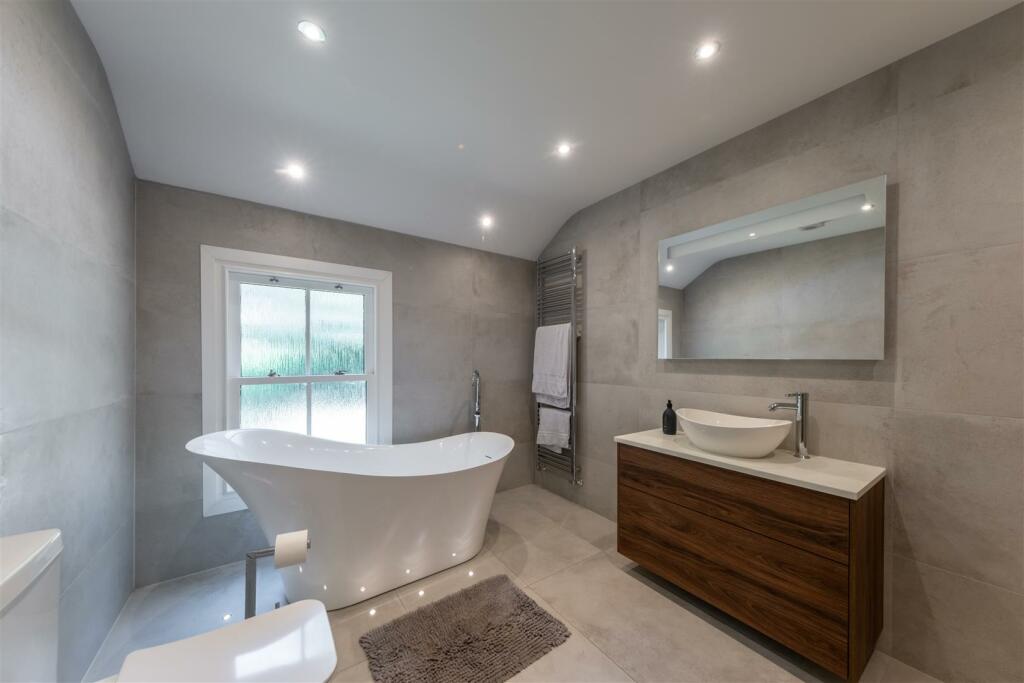 Additional image 47 of An immaculately presented and updated detached family home in Sandiway