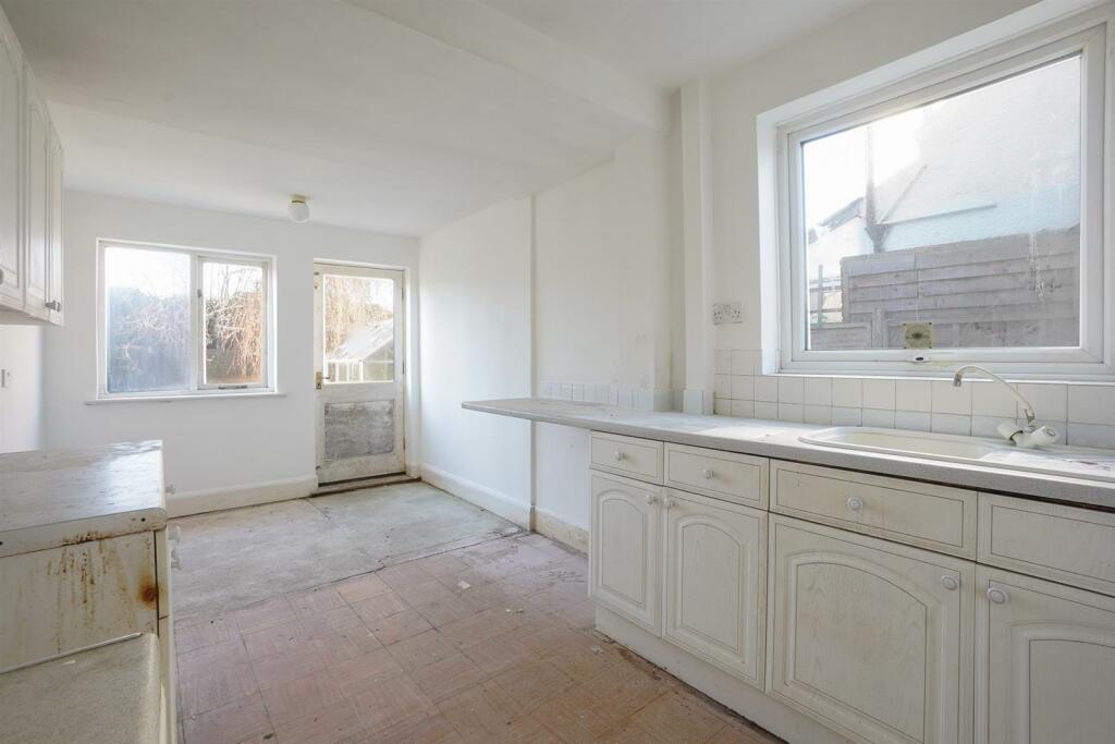 Additional image 8 of Brookvale Road, Stratford-Upon-Avon