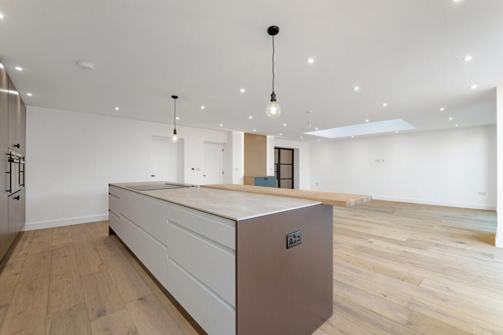 Additional image 8 of Dunchurch Rugby, Warwickshire, CV22 6NR