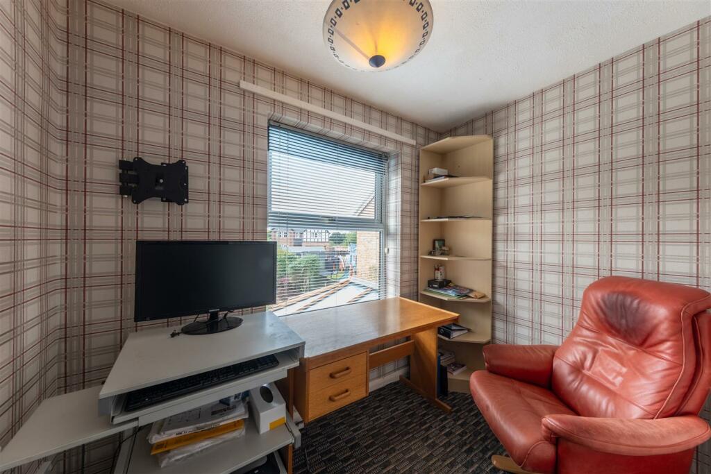 Additional image 24 of Meadow Close, Cuddington, Cheshire