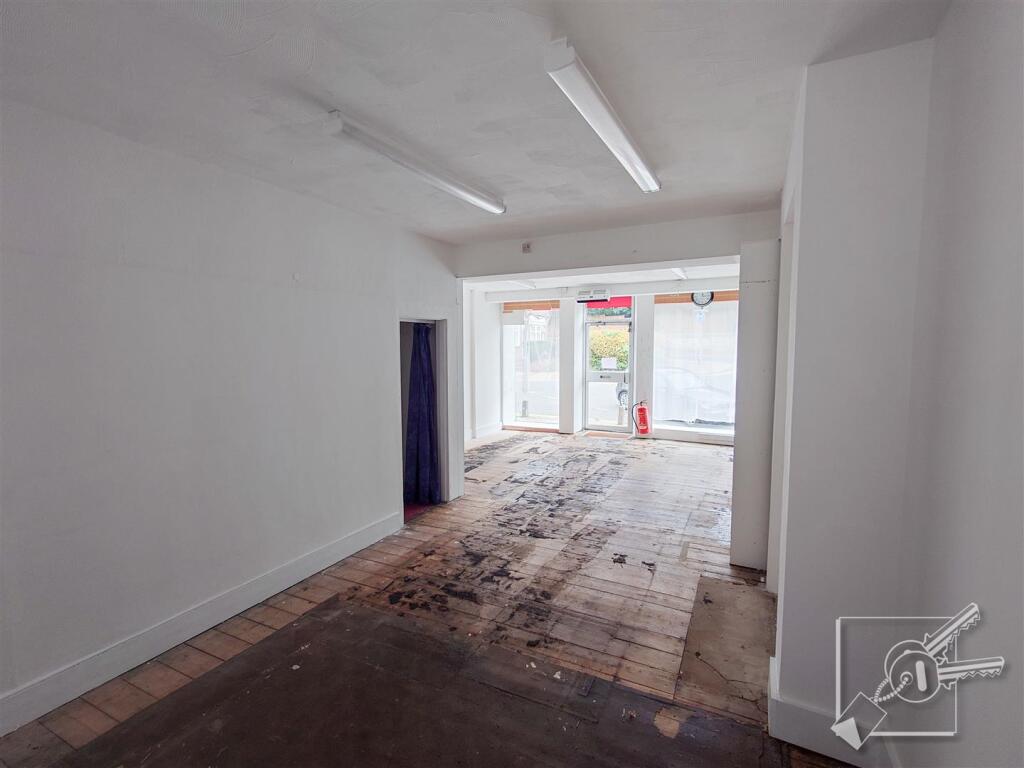 Additional image 3 of Echo Square, Gravesend