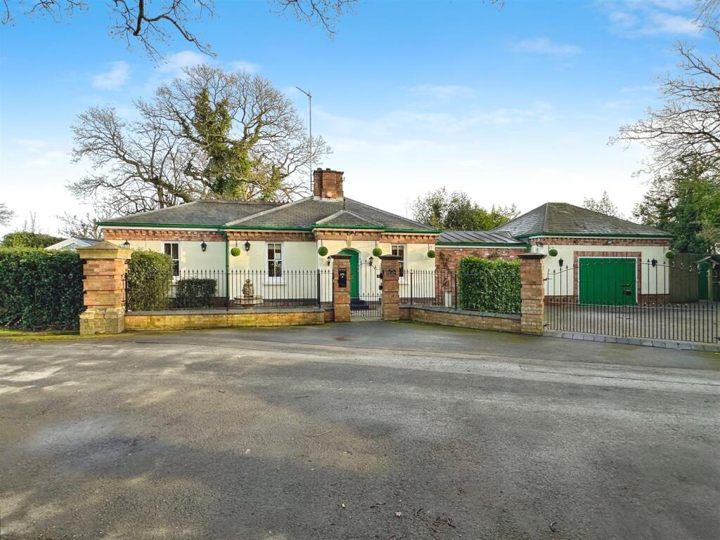 Additional image 35 of Westhill Road, Blackdown, Leamington Spa